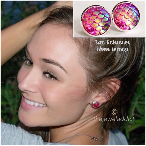 3 for 15🎀Ruby rainbow mermaid scale studs - Picture 5 of 7